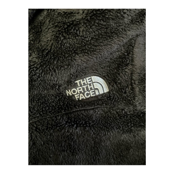 The North Face Fuzzy Black Fleece Jacket - Picture 4 of 13